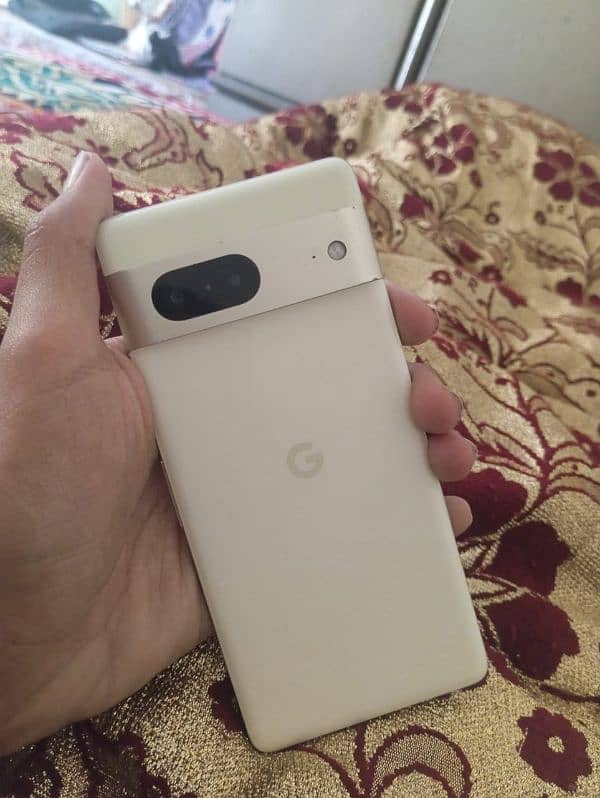 Google Pixel 7 3