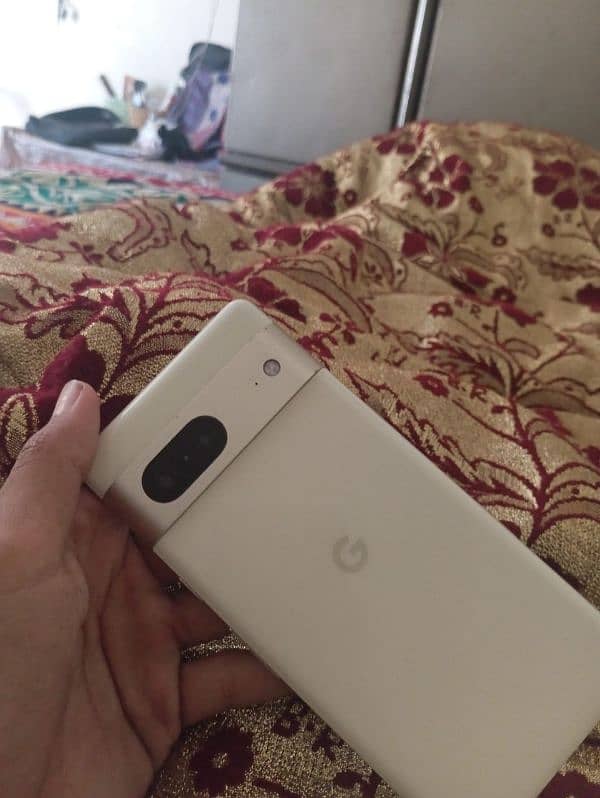 Google Pixel 7 5