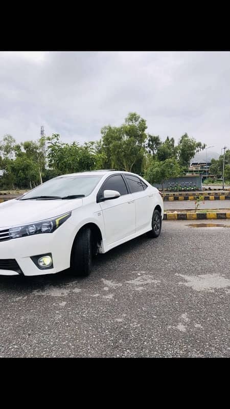 Toyota Altis Grande 2015 0