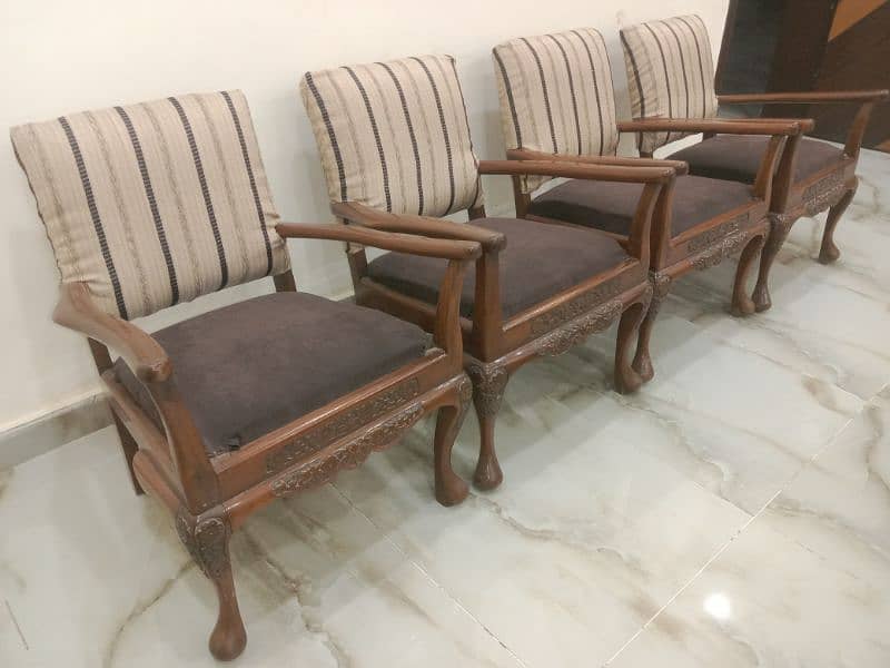 Wooden Classic Chairs 1