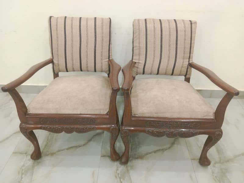 Wooden Classic Chairs 3