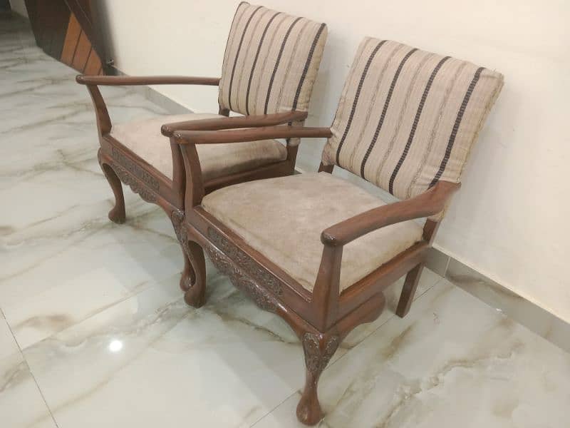 Wooden Classic Chairs 5