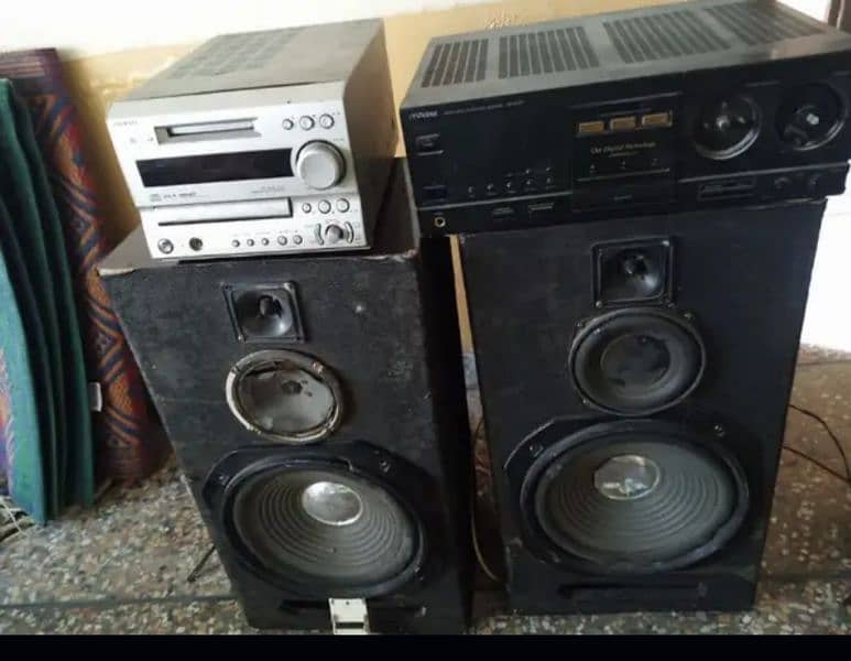 Full Set Of Speakers And Amplifiers 0