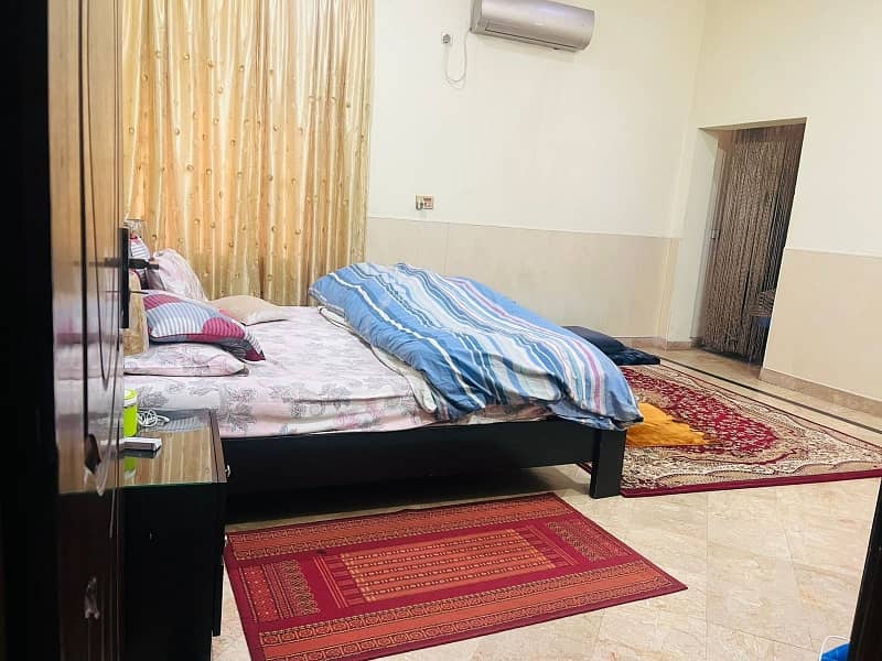 12 Marla Well Maintained House for Sale at Johar Town Lahore 2