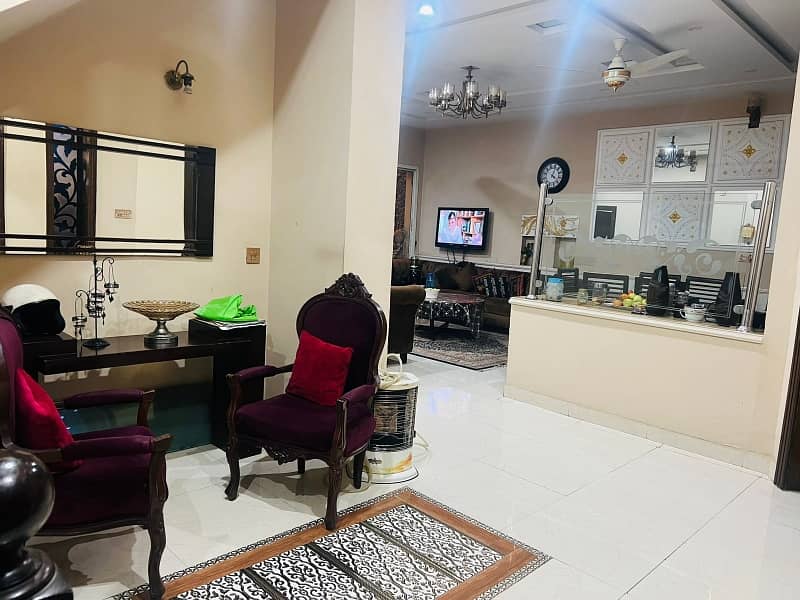 12 Marla Well Maintained House for Sale at Johar Town Lahore 3