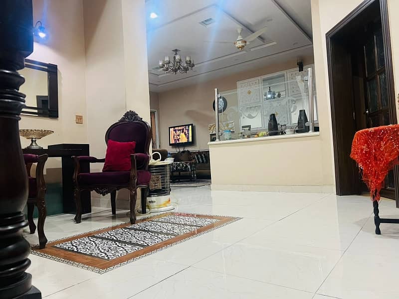 12 Marla Well Maintained House for Sale at Johar Town Lahore 5