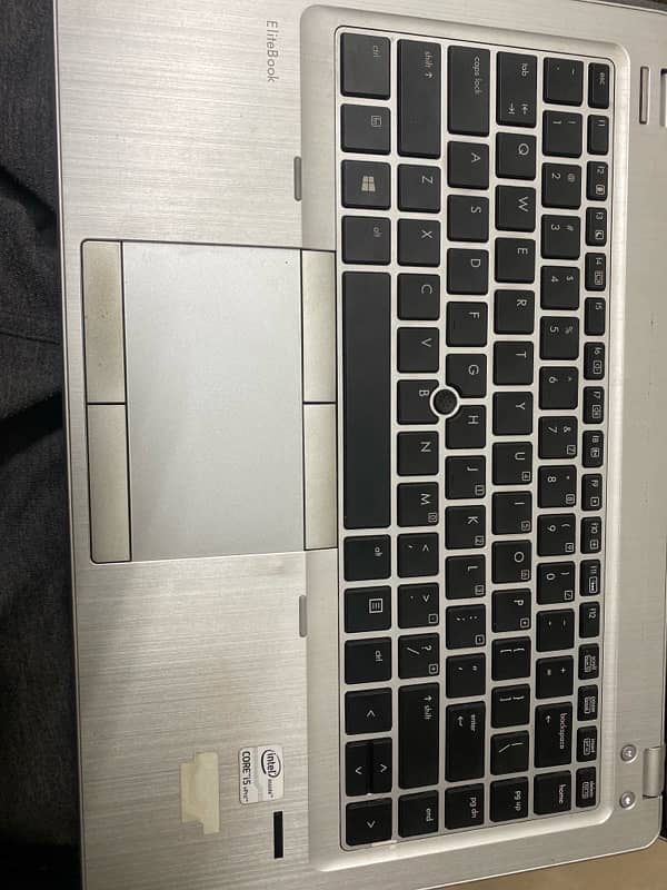 3rd Generation HP laptop neat and clean 2