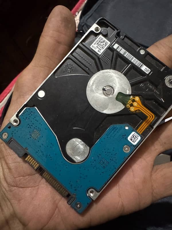 1 tb Computer and laptop hard drive 11