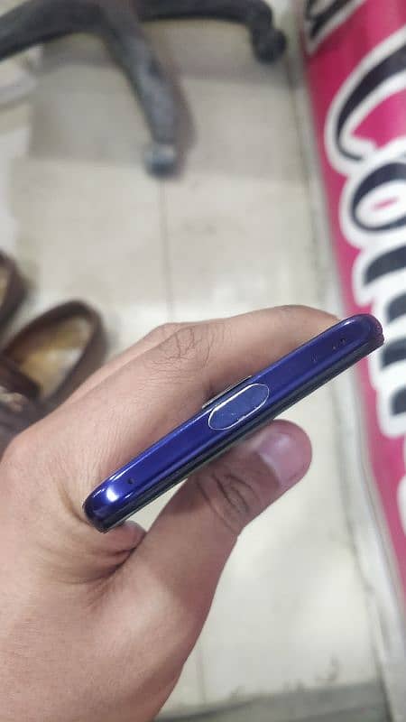 Oppo F11 Pro 6gb ram 128gb memory 4