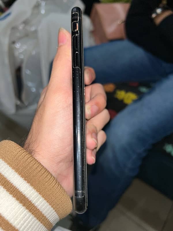 iphone xr 64gb 0