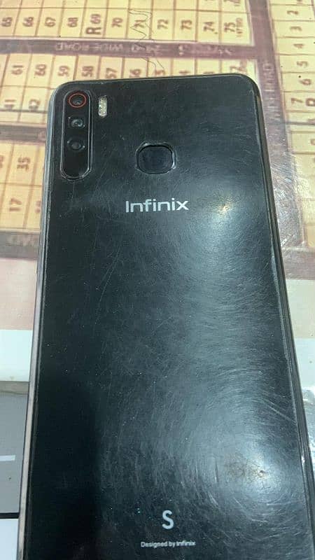 Infinix s5 lite he all ok he 10 by 8 condition he 1