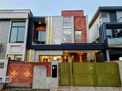 10 Marla Brand New Ultra Luxury 10 Marla House For Sale at Lake City Lahore