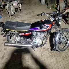 Honda 125 very good condition reasonable price urgent for sale