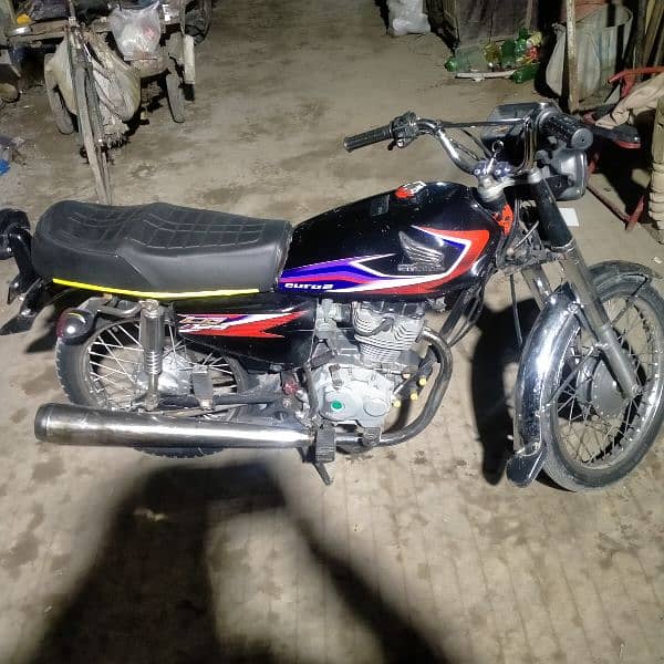 Honda 125 very good condition reasonable price urgent for sale 1