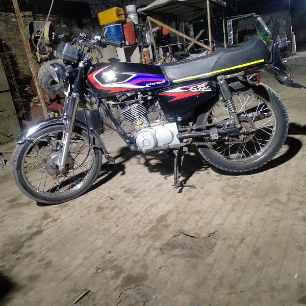 Honda 125 very good condition reasonable price urgent for sale 6