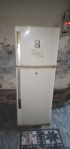 Refrigerator small size working condition