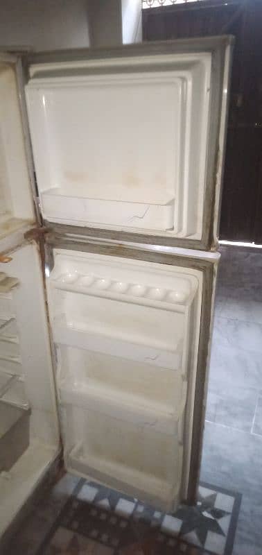 Refrigerator small size working condition 1