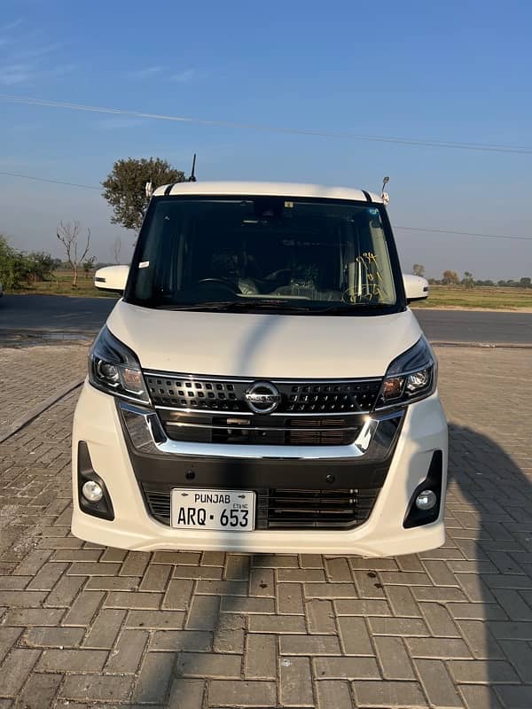 Nissan Dayz Highway Star x 2018 4