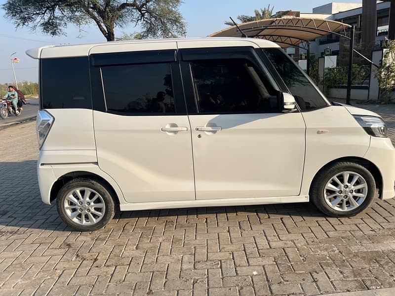 Nissan Dayz Highway Star x 2018 5