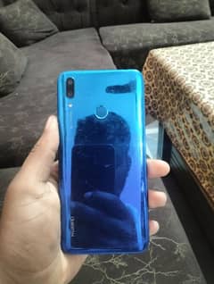 Huawei mobile in good condition no parts change