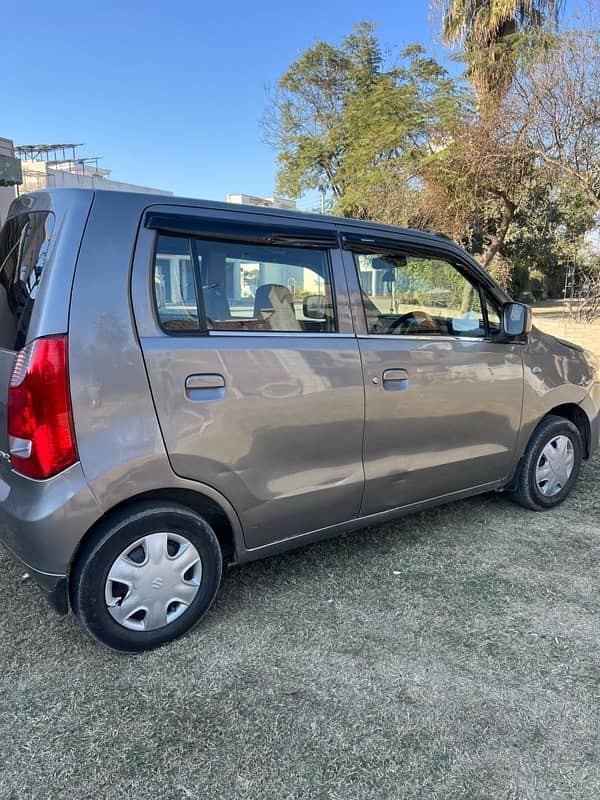 Suzuki Wagon R 2015 vxl 4