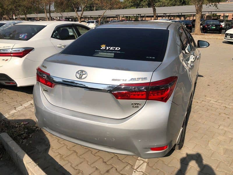 Toyota Corolla Altis 2017 5