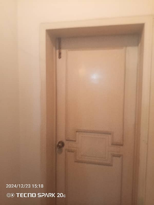 1 Kanal Full Basement With Separate Entrance Separate Elecrticity Meter Available For Rent In DHA Phase 3 6