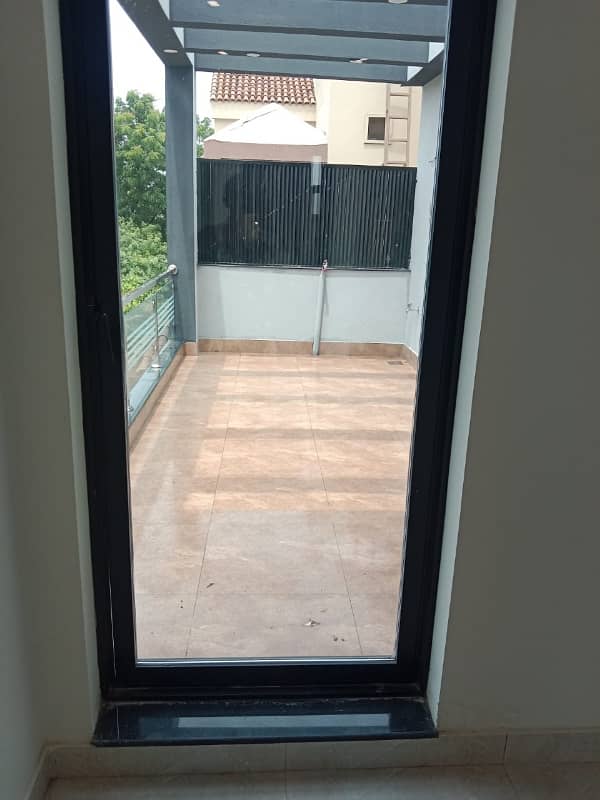 1 Kanal Well Maintained Owner Build Brand New Type Uper Portion Available For Rent In DHA Phase 1 Nearby DHA Phase 2,DHA Phase 3 , DHA Phase 4,Gulbarg Lahore 15