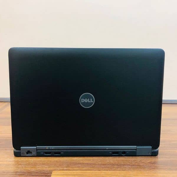 Dell latitude E7250 Core i5 , 5th Gen 0