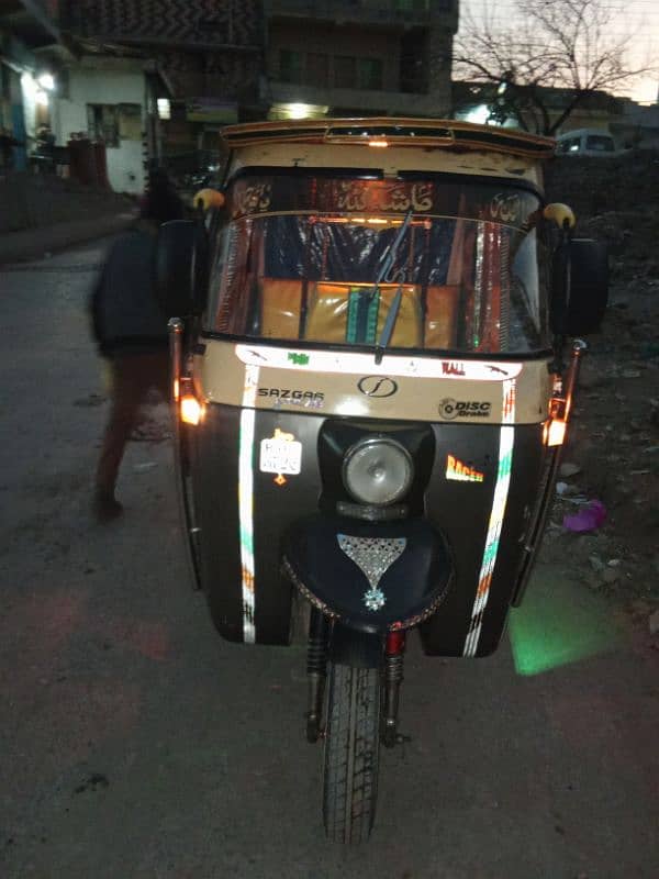 Sazgar auto rickshaw bilkul new  all ok lash pash gari 03195360190 1