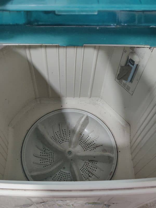 **Almost new  ** Haier washing machine 2