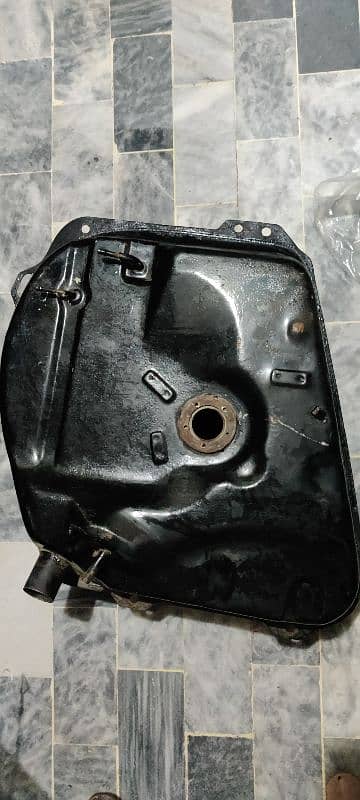 Mehran fuel tank 0