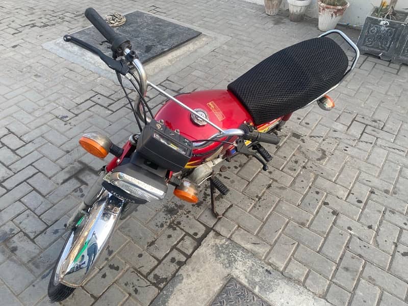 Honda CD 70 5