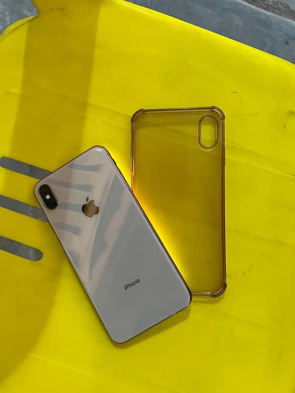 iphone xs max dul sim pta approved 64 gb 4