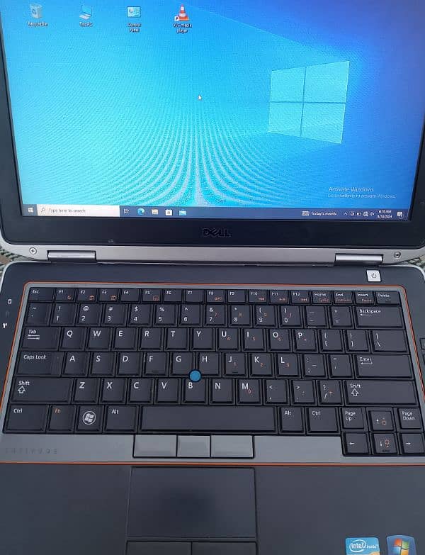 Dell Latitude E6320 5