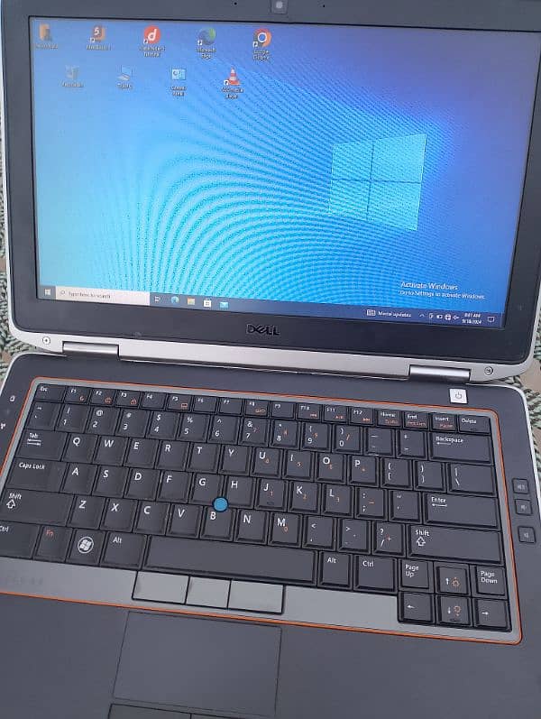 Dell Latitude E6320 7