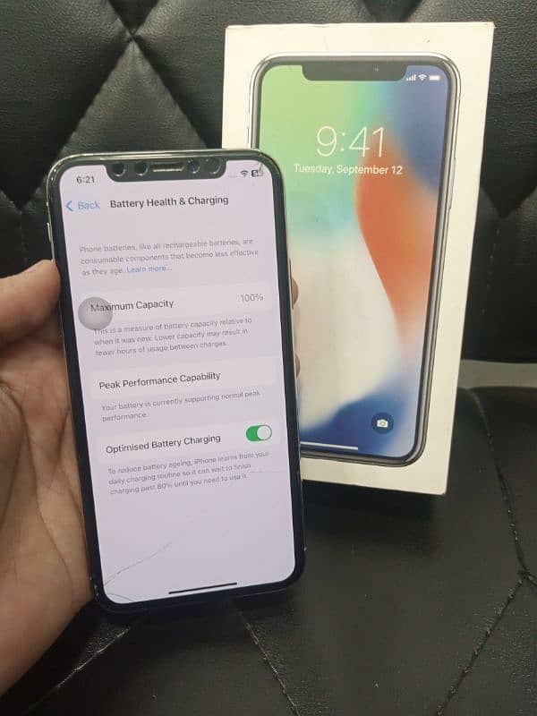 I phone x 256 GB non Pta factory unlock with box 5