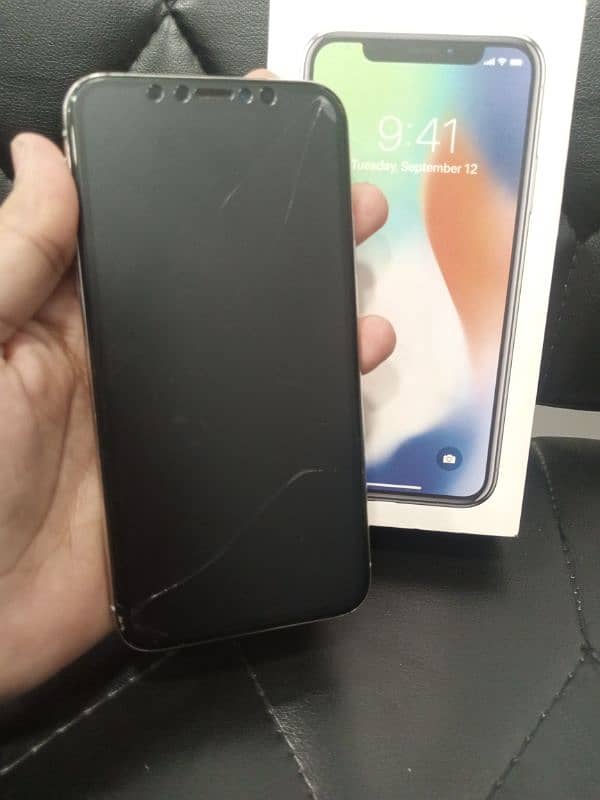 I phone x 256 GB non Pta factory unlock with box 6