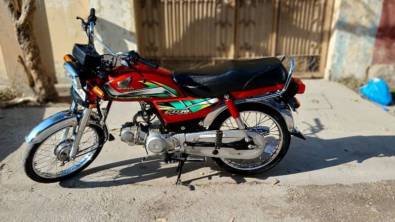 Honda Cd 70 2021 (2022 model) 3