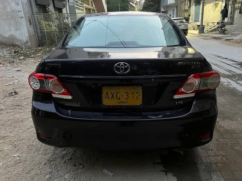 Toyota Corolla Altis 2012 1