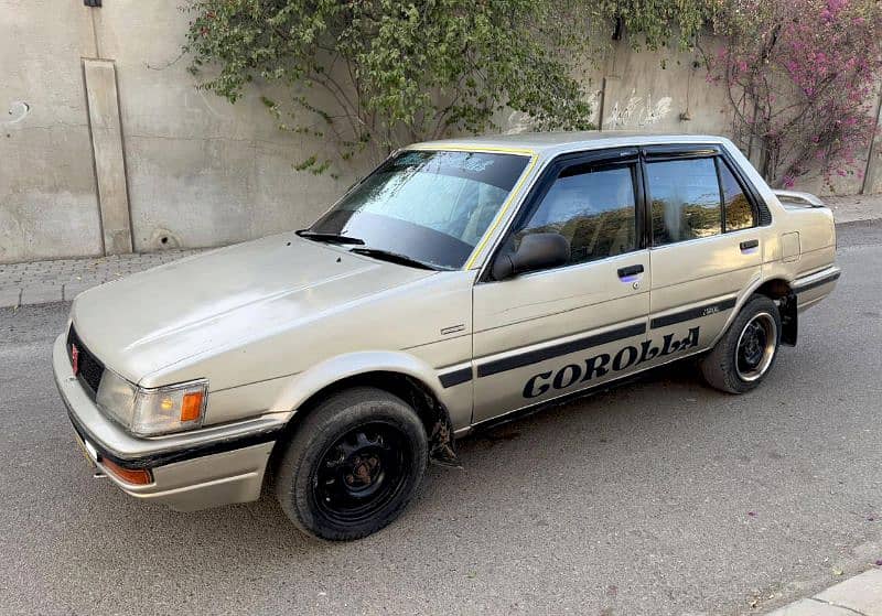 Toyota Corolla 1986 / 1993 manual 1300cc petrol LNG (Japanese) 2