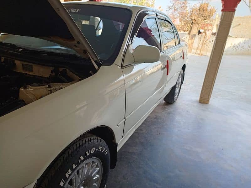 Toyota Corolla 2.0 D 2001 5