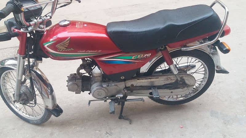 Honda CD 70 2015 for sale in good condition 3