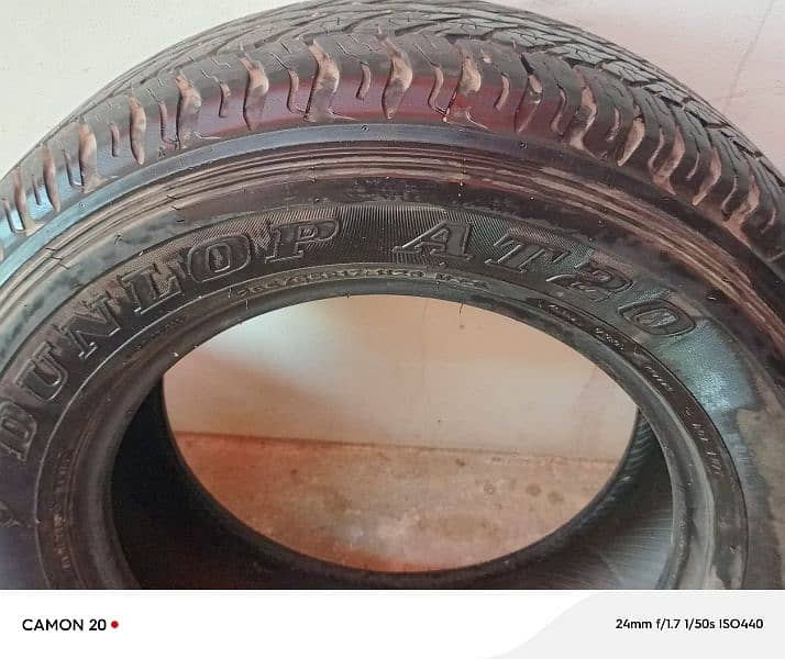 Prado TX Dunlop tyre 9/8 Condition 4