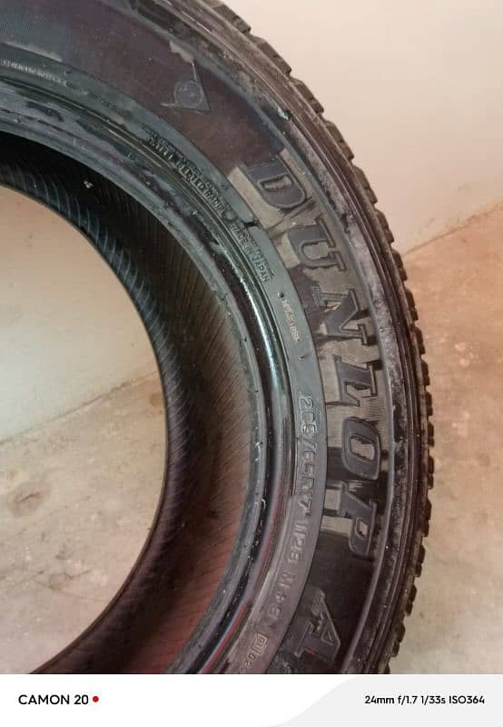 Prado TX Dunlop tyre 9/8 Condition 5