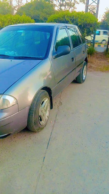 Suzuki Cultus 2013 12