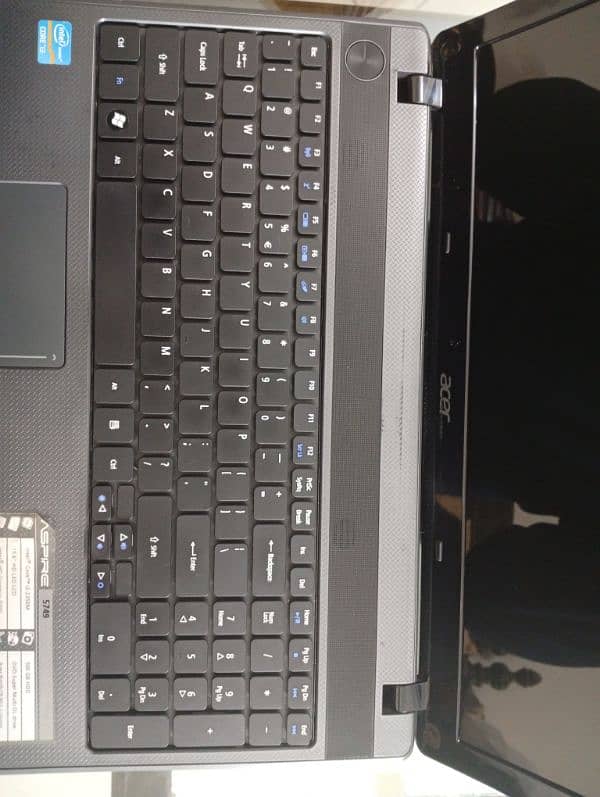 ACER ASPIRE 5749 2