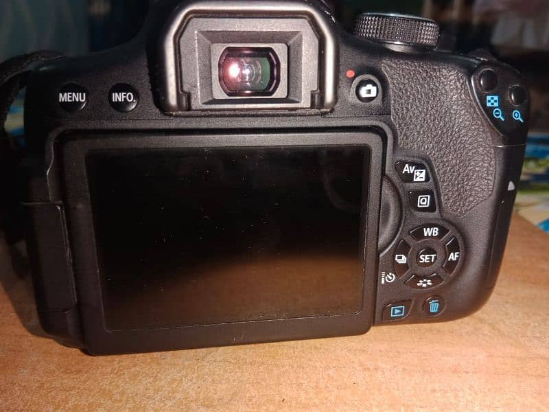 Canon 750D 3