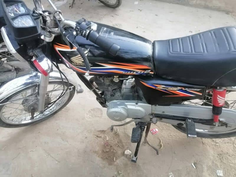 Honda CG 125 Karachi number 2