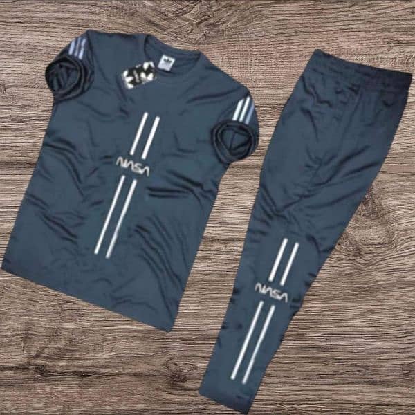 Men's Tracksuits cash on delivery WhatsApp 0317//1322/962 4